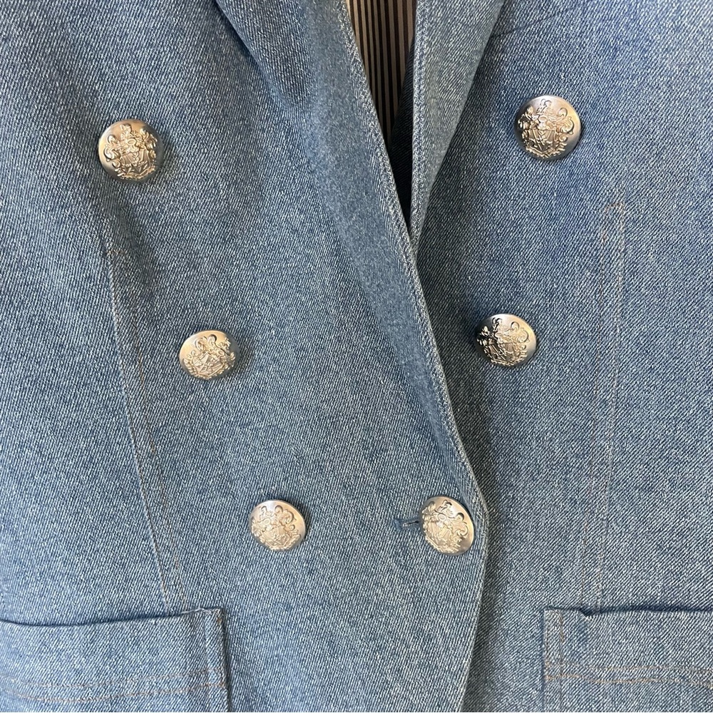 Veronica Beard Caden Dickey Jacket Denim Blue Size 2 Silver Crest Buttons - Picture 3 of 9